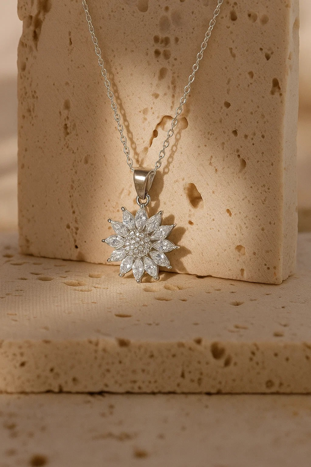 gold-plated necklaces – artificial jewellery online in India | Astarra