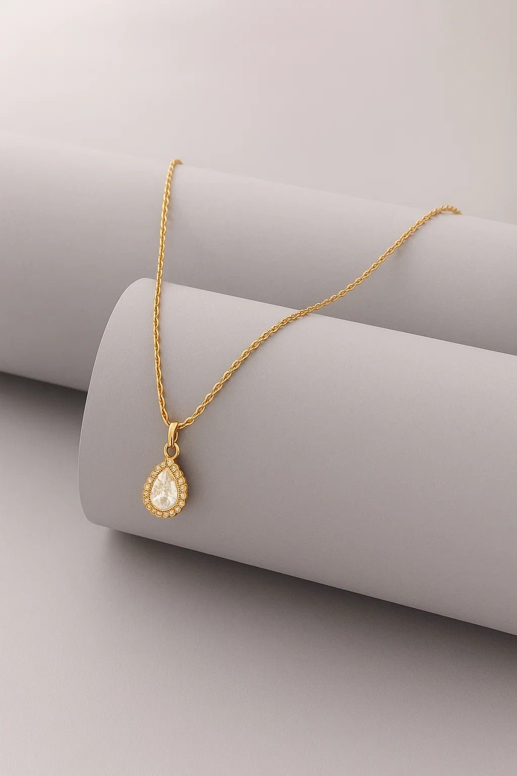Gold-Plated Teardrop Pendant Necklace for Women | Astarra